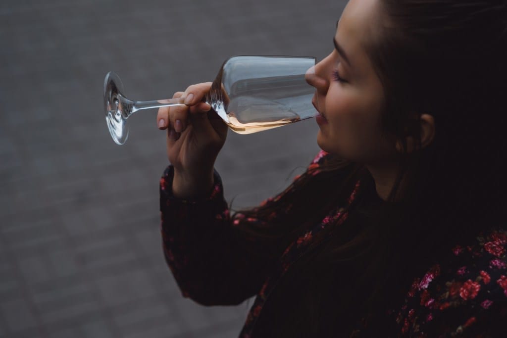 can you drink during ovulation when trying to conceive