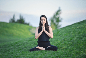 Endometriose e Adenomiose: yoga e meditação pode ajudar